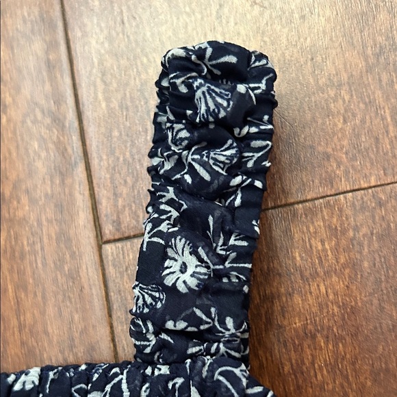 Nordstrom Kid’s Smocked Tiered Dress in Blue and White, Size Large 10/12 - Picture 5 of 9